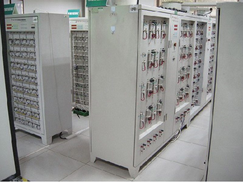 二次电池性能检测装置